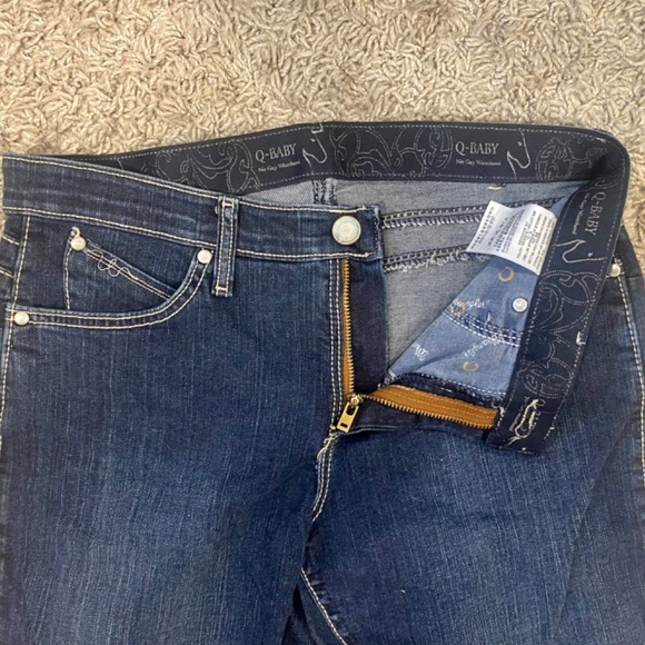 Women’s Wrangler® Ultimate Riding Jean- Q-Baby in size 7/8 x 32 - Picture 5 of 7